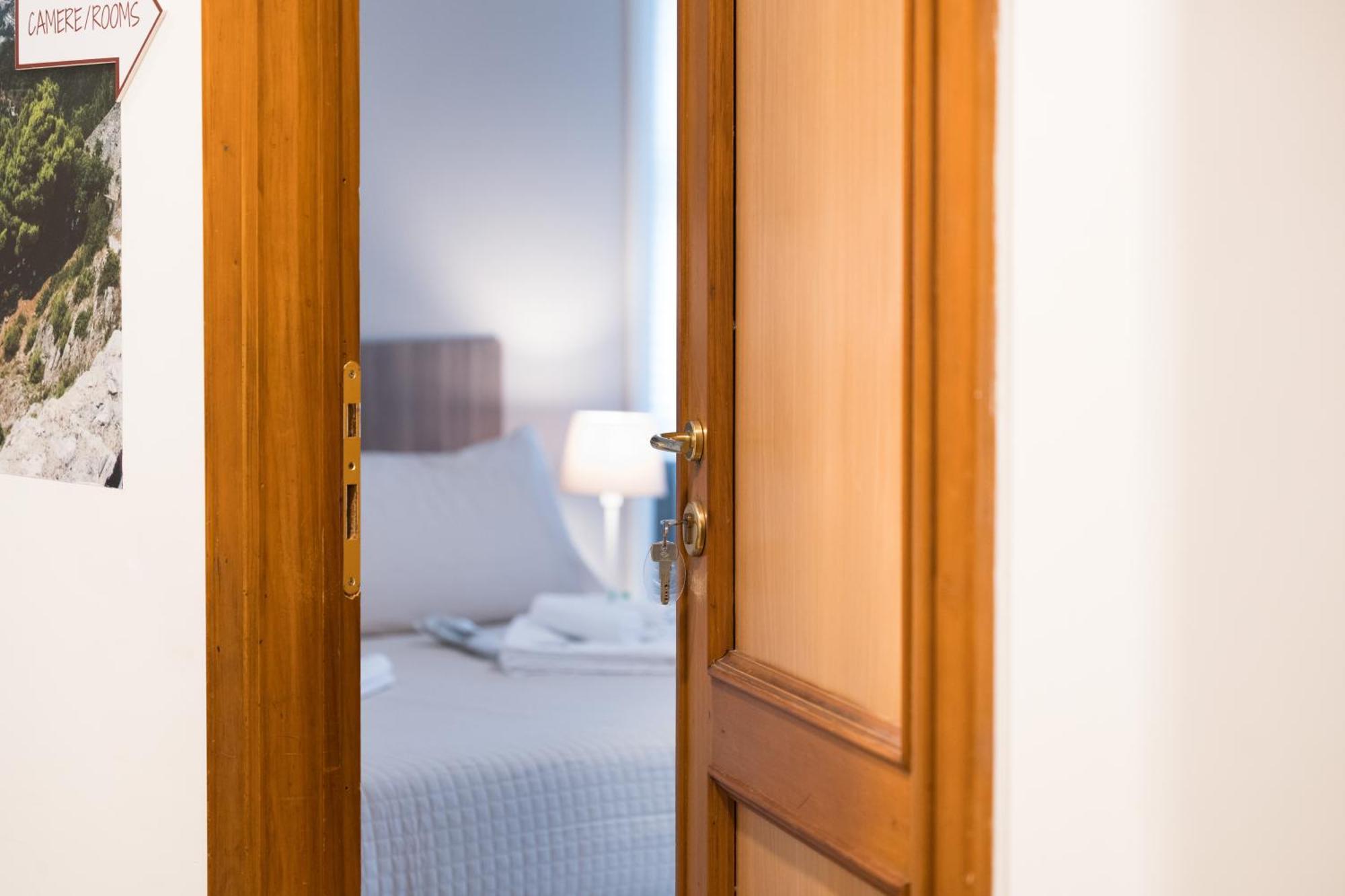 Panoramic Rooms Салерно Экстерьер фото