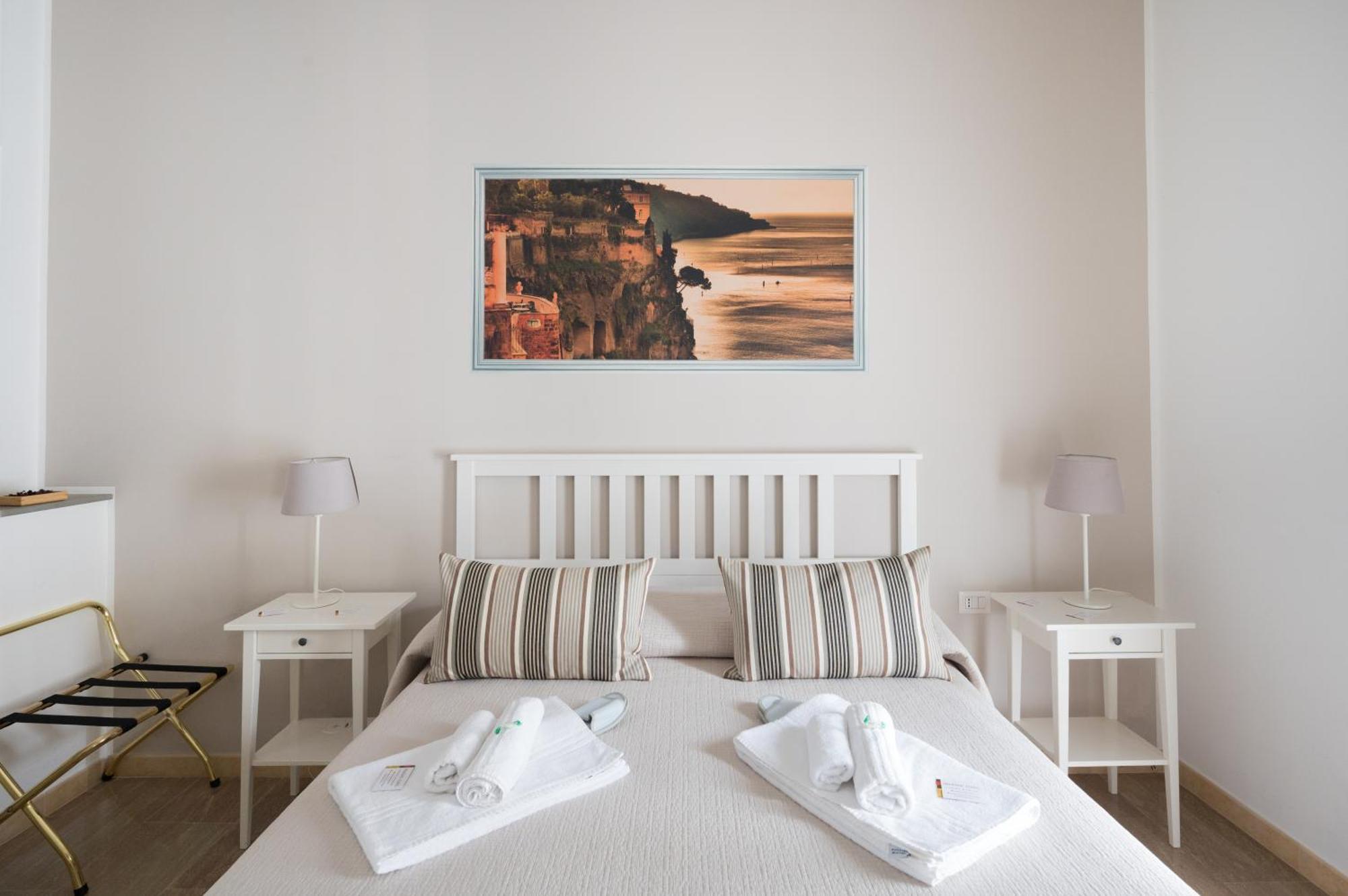 Panoramic Rooms Салерно Экстерьер фото