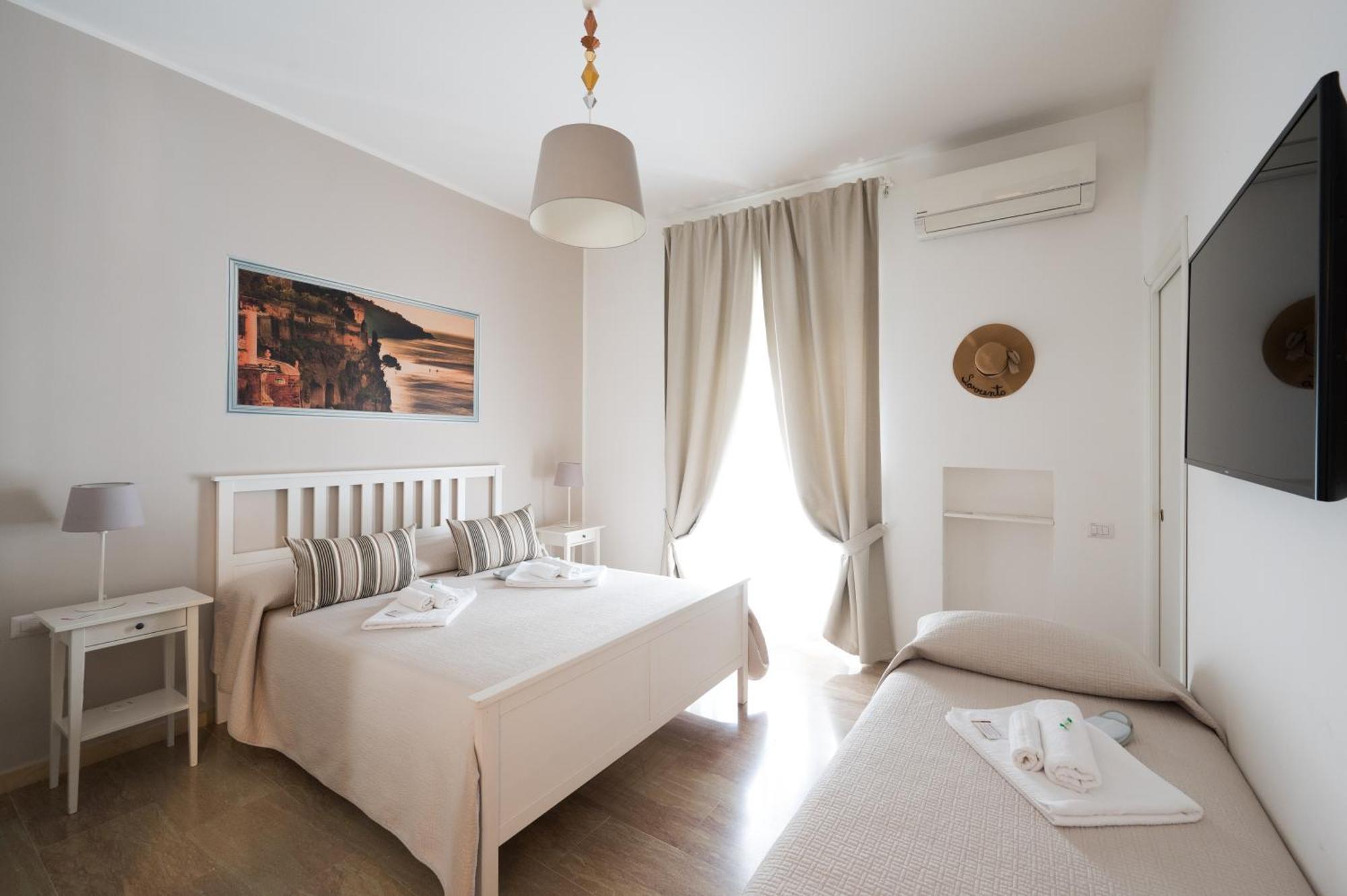 Panoramic Rooms Салерно Экстерьер фото